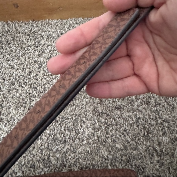 Michael Kors signature pront belt bag Size S/M - Picture 5 of 15